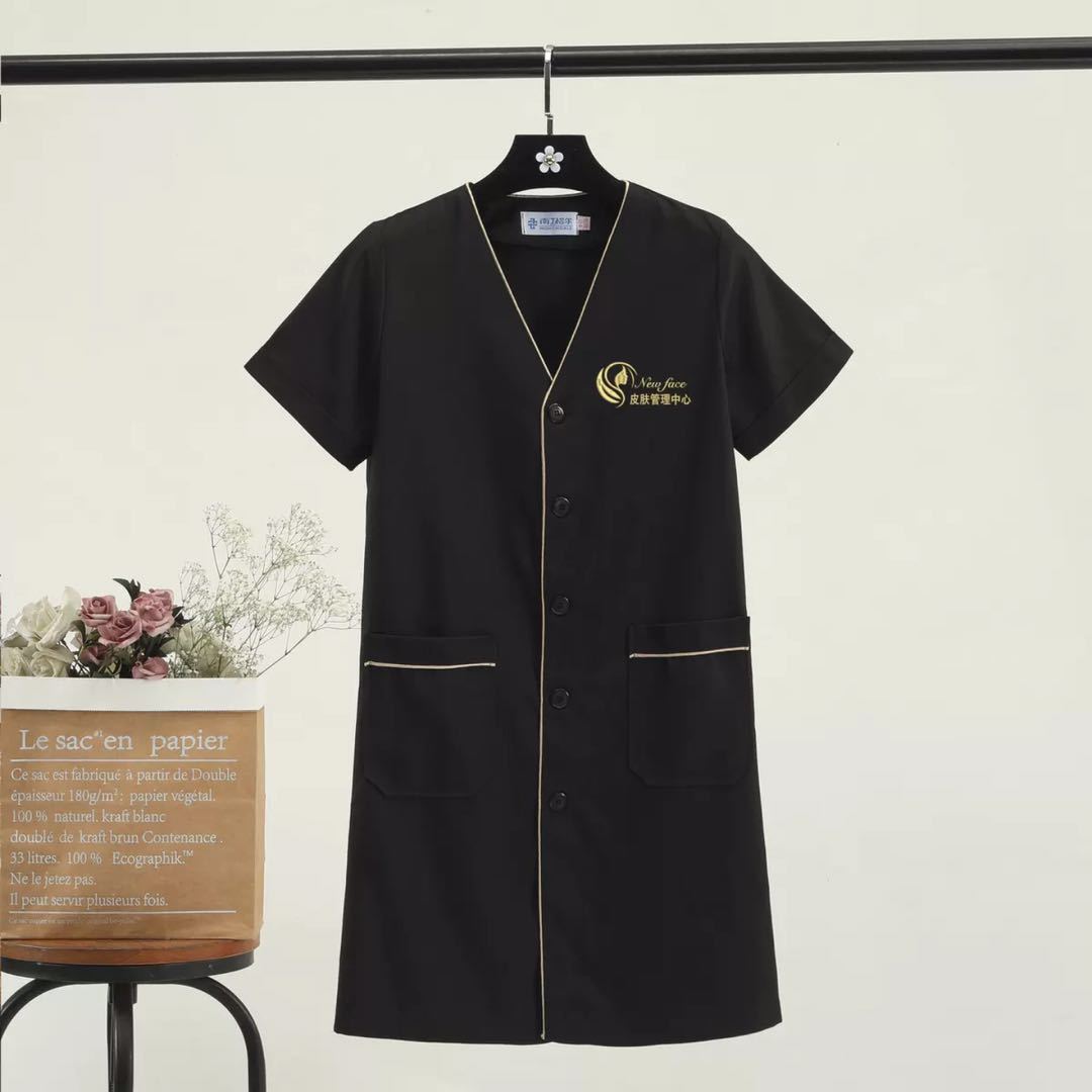 white plus size Salon grooming - Medical Lab Logo ulasan dan harga